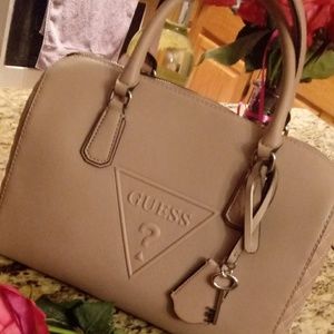 Guess Bags - NWT Guess Baldwin Park Handbag Guess Bags - NWT Guess Baldwin Park Handbag